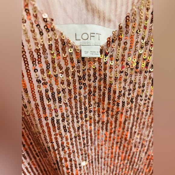Loft rose gold sequin top - Picture 2 of 2